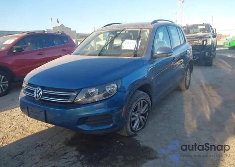 2017 Volkswagen Tiguan 2.0T/2.0T S из США, поврежденный, VIN WVGAV7AX9HK004540